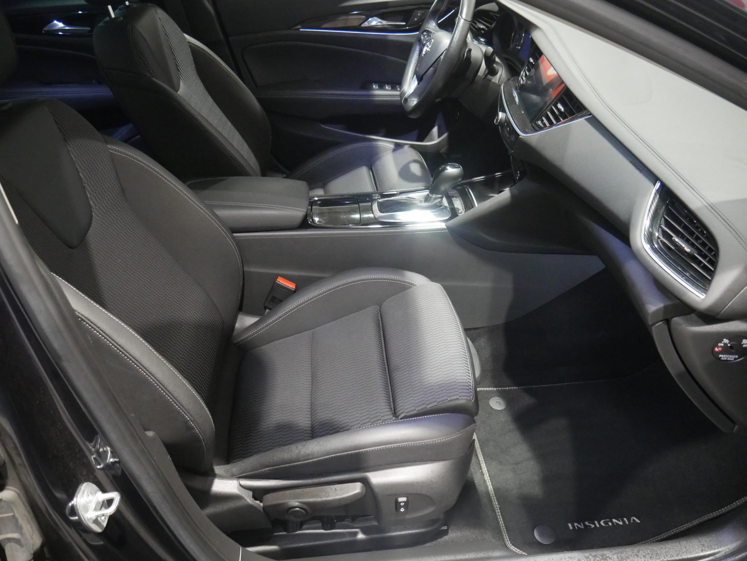 Opel Insignia, 2019 - pohled č. 12