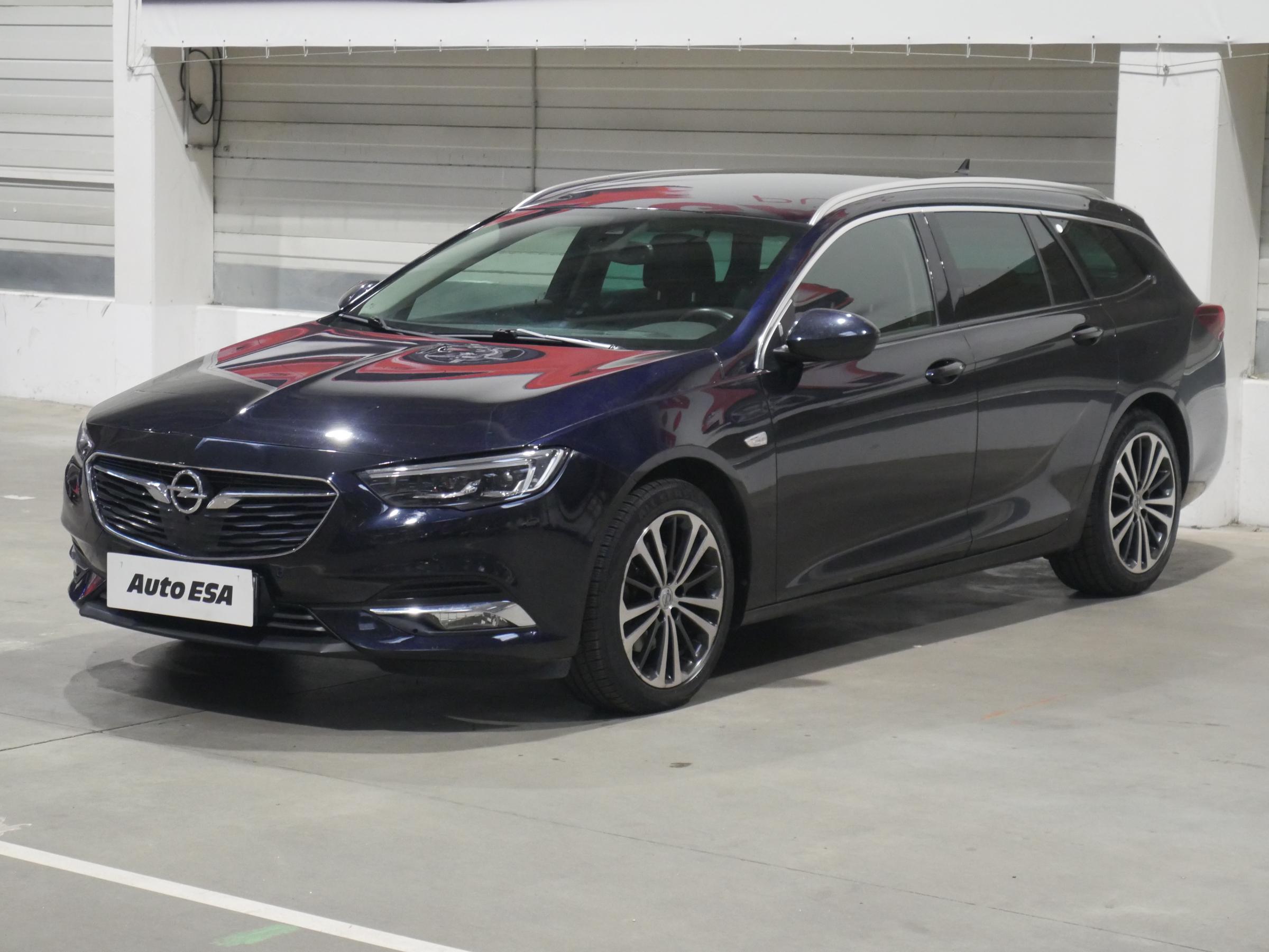 Opel Insignia, 2019 - pohled č. 3