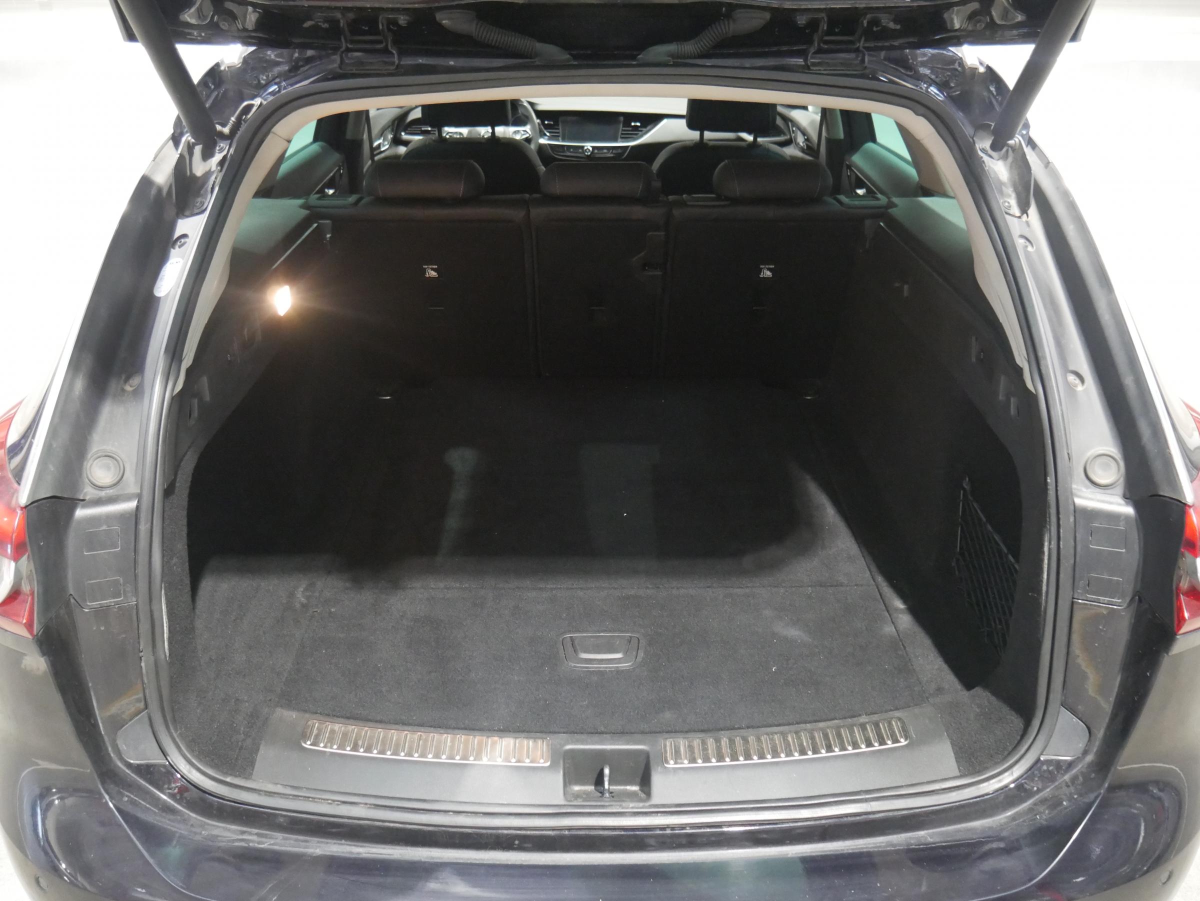 Opel Insignia, 2019 - pohled č. 7