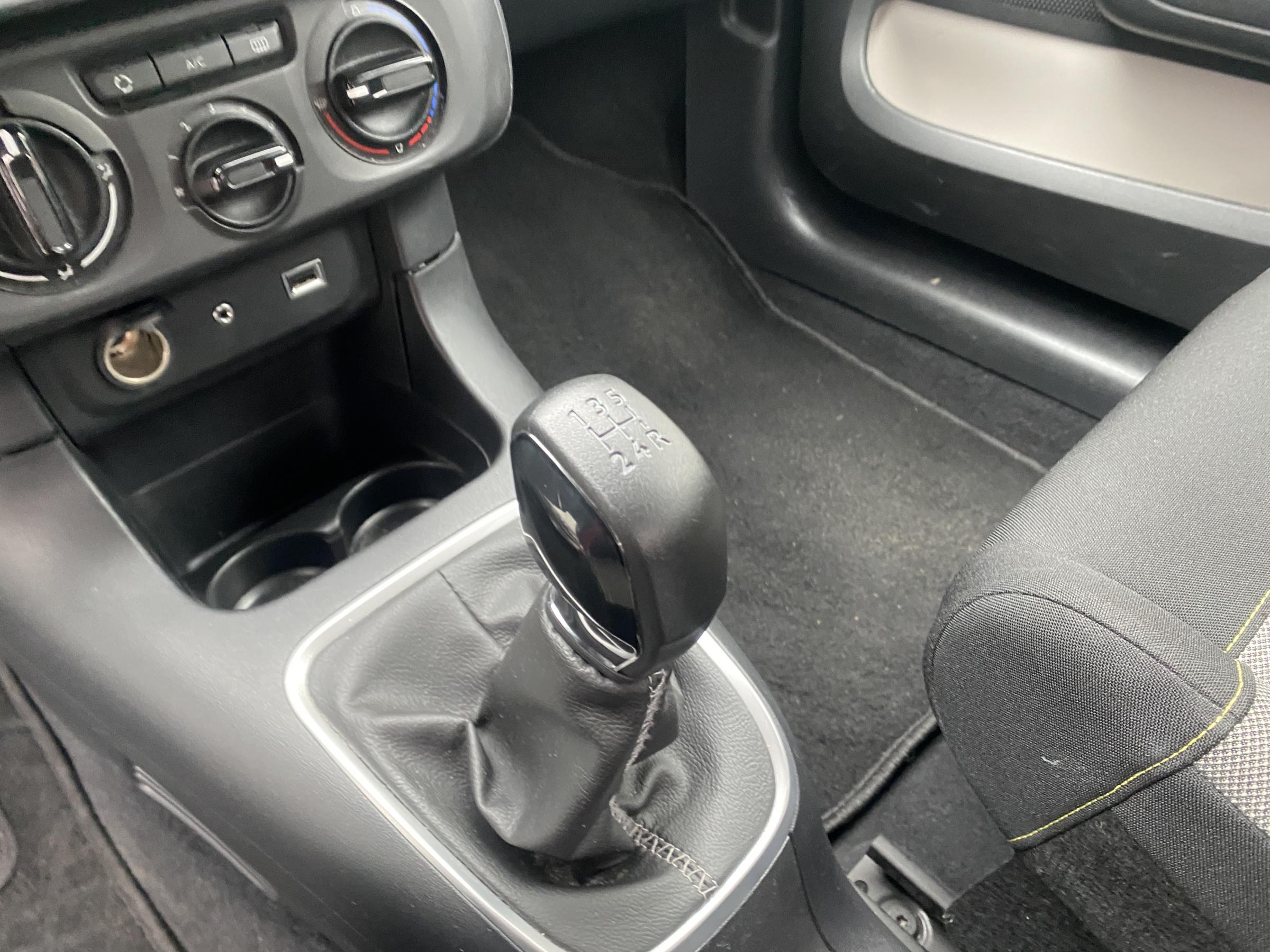 Citroën C3, 2017 - pohled č. 16