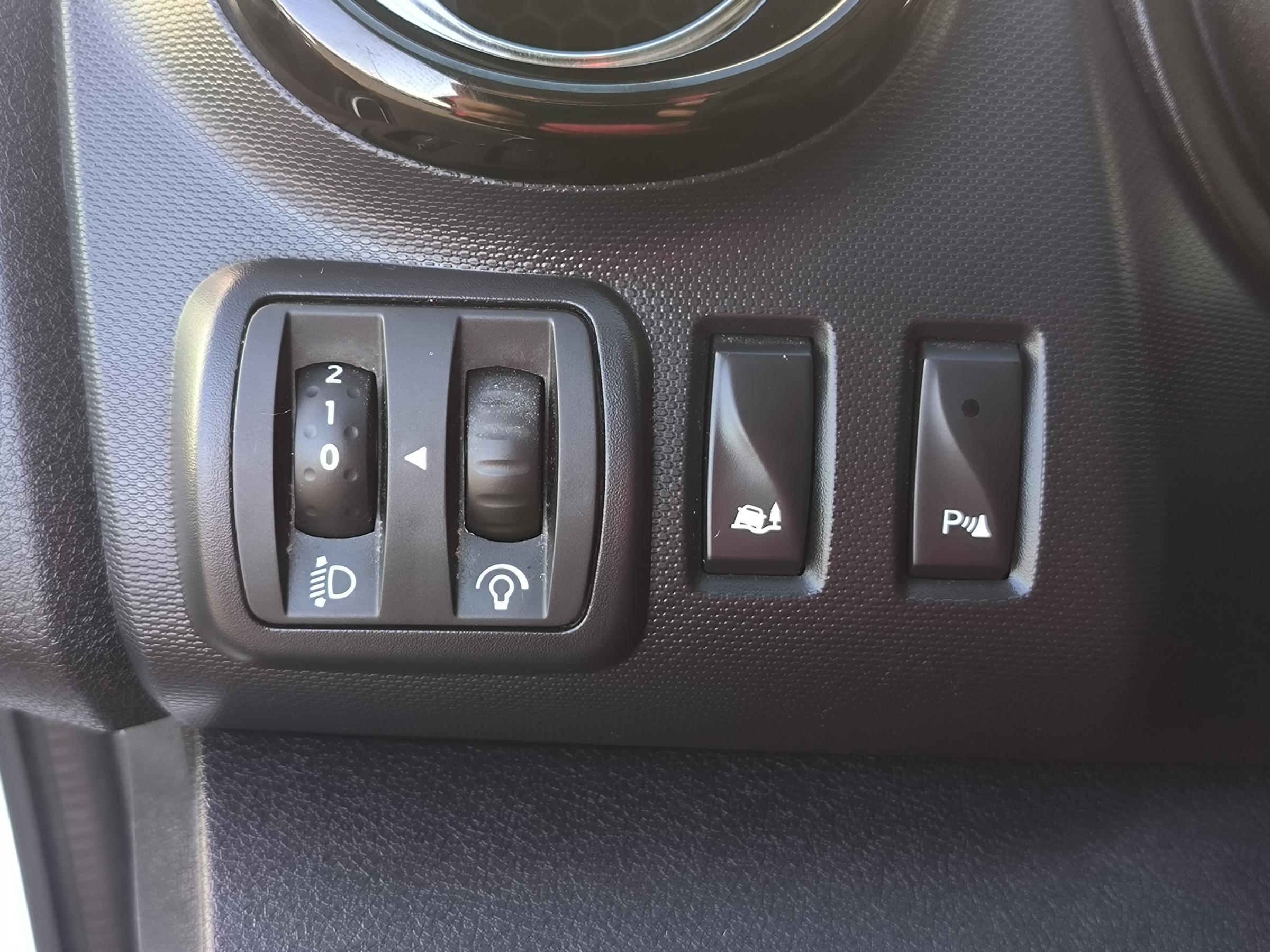 Opel Vivaro, 2015 - pohled č. 19