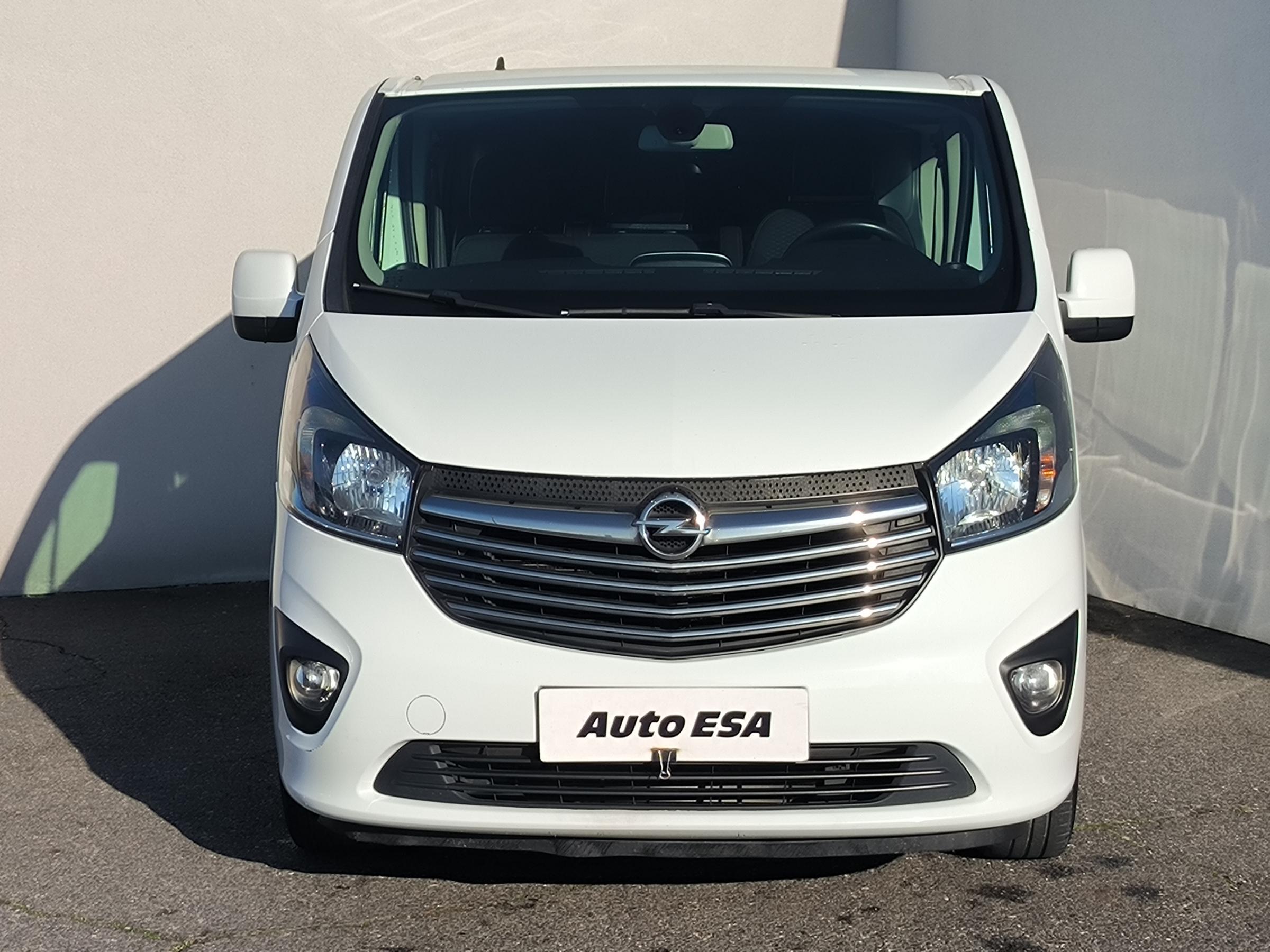 Opel Vivaro, 2015 - pohled č. 2