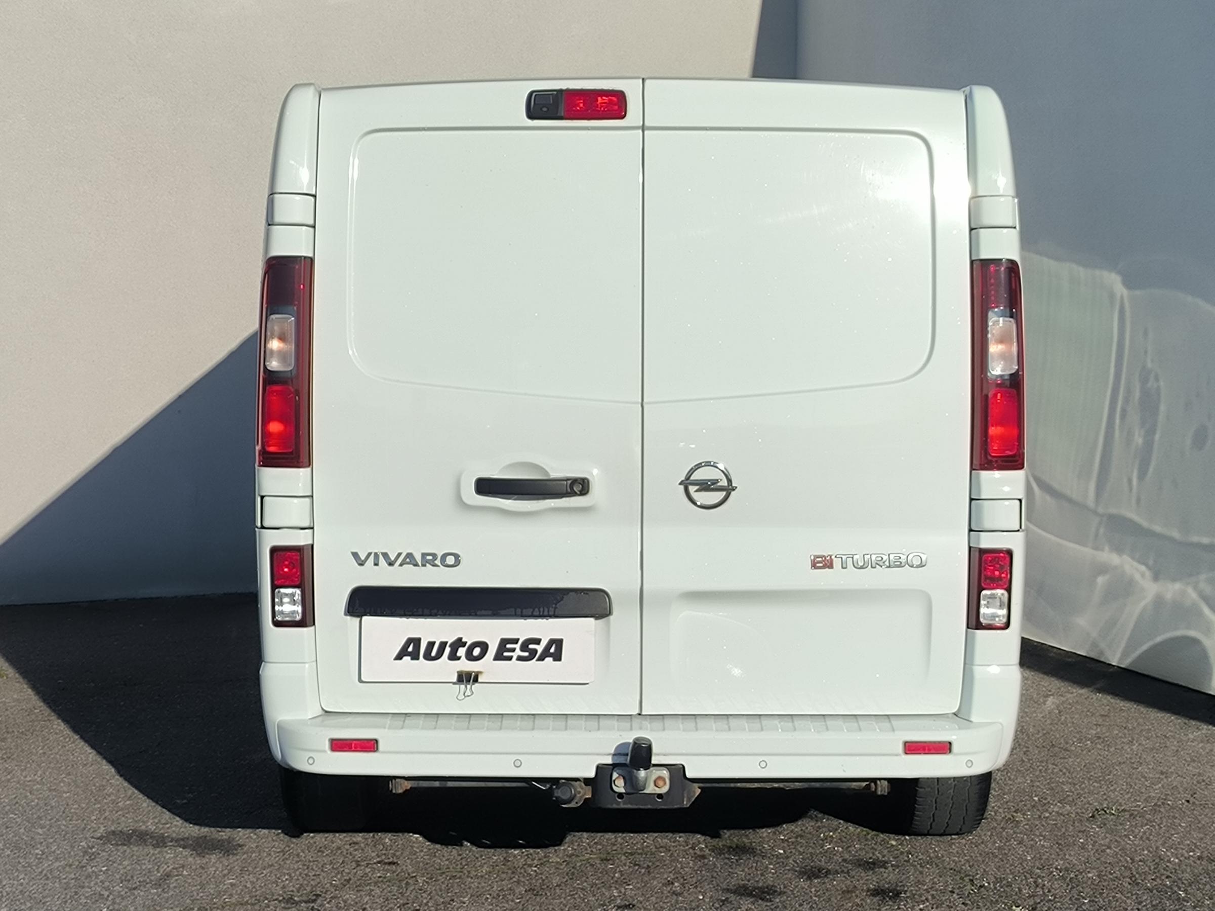 Opel Vivaro, 2015 - pohled č. 5