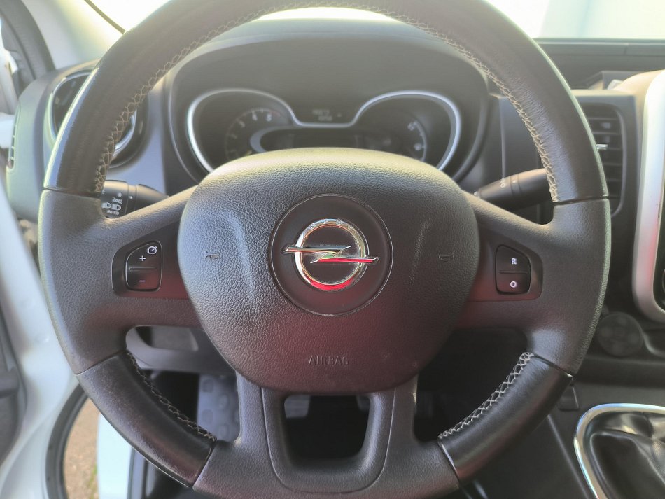Opel Vivaro 1.6CDTi  L2 6míst