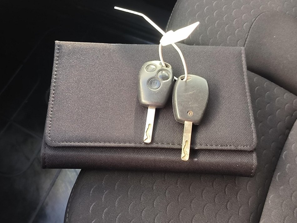 Opel Vivaro 1.6CDTi  L2 6míst