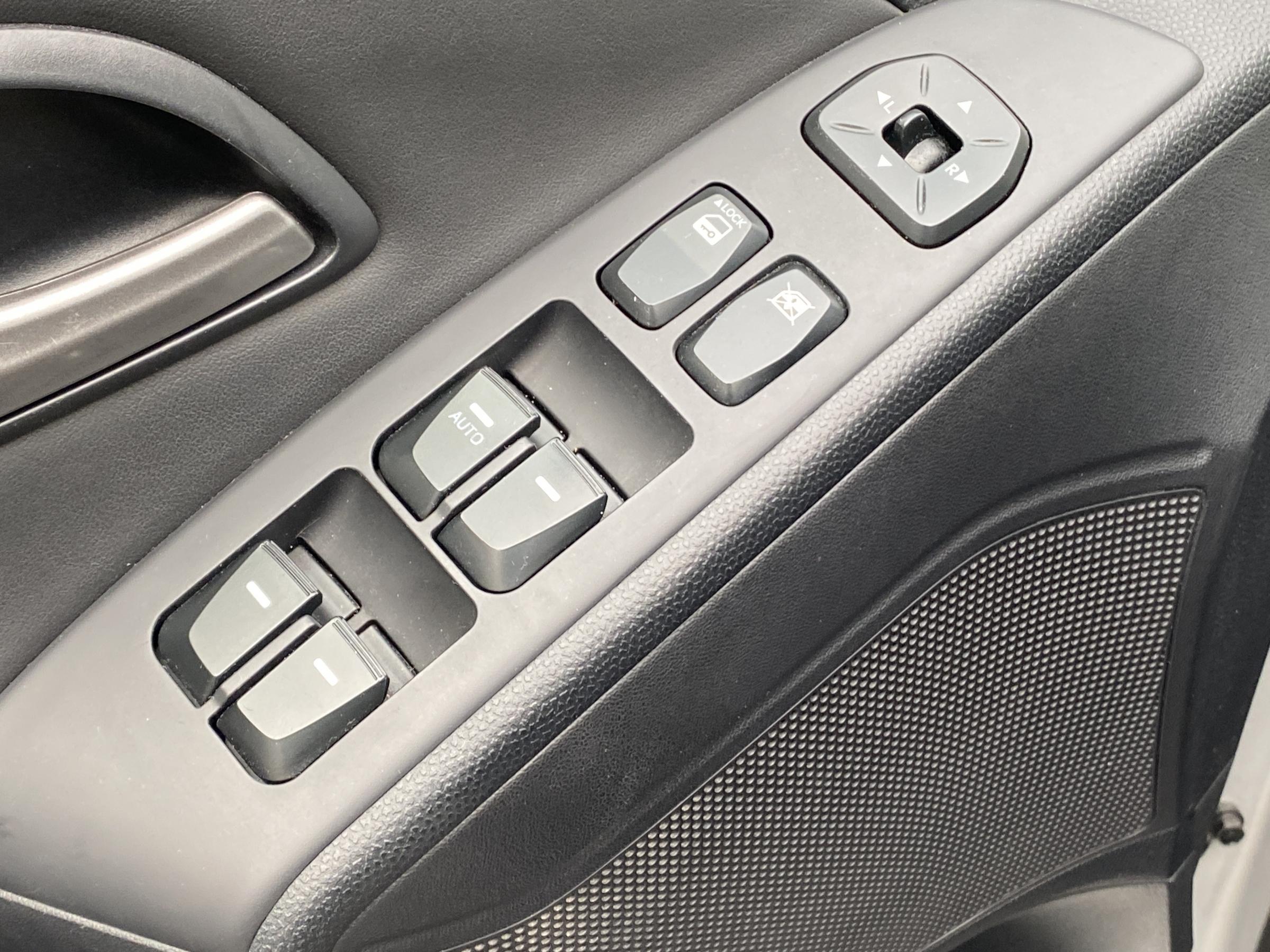 Hyundai ix35, 2010 - pohled č. 11