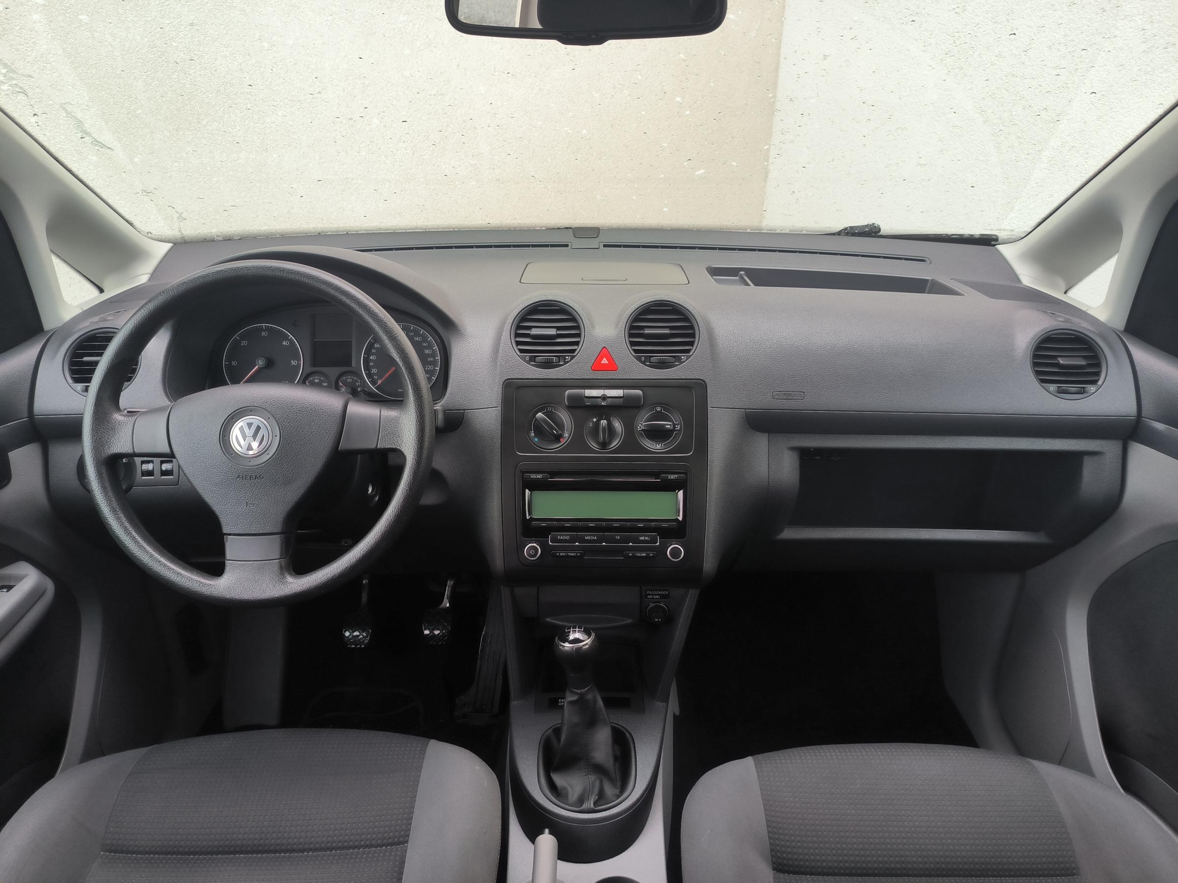 Volkswagen Caddy, 2010 - pohled č. 8