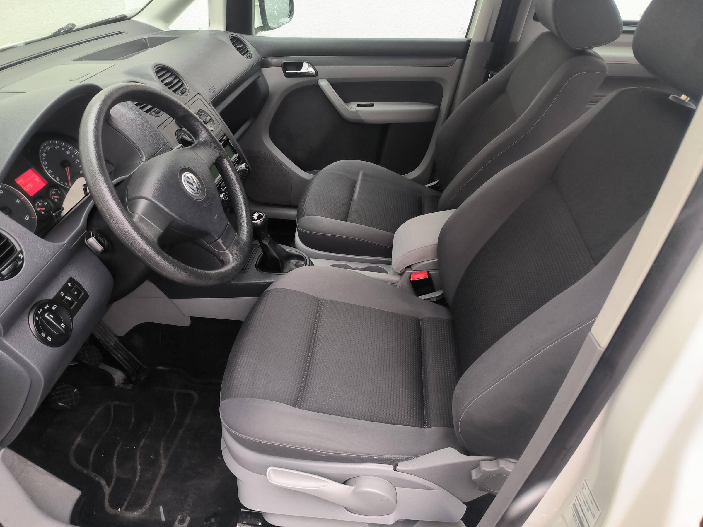 Volkswagen Caddy, 2010 - pohled č. 9