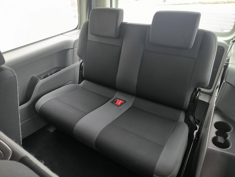 Volkswagen Caddy 1.9TDi Team MAXi 7míst
