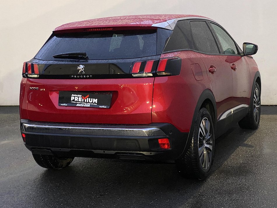 Peugeot 3008 1.2 PT Allure