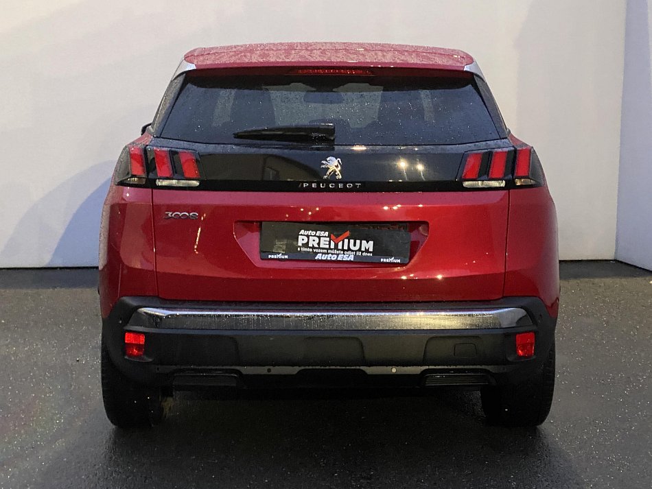Peugeot 3008 1.2 PT Allure