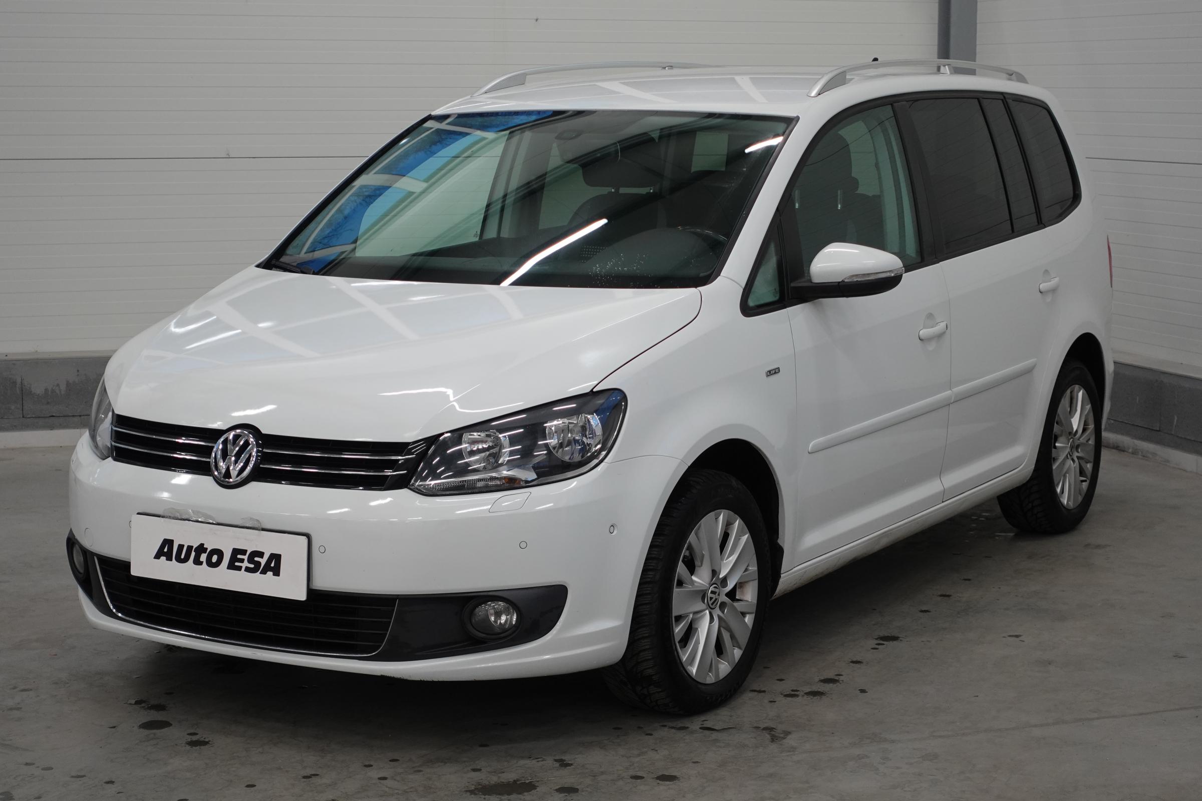 Volkswagen Touran, 2013 - pohled č. 3
