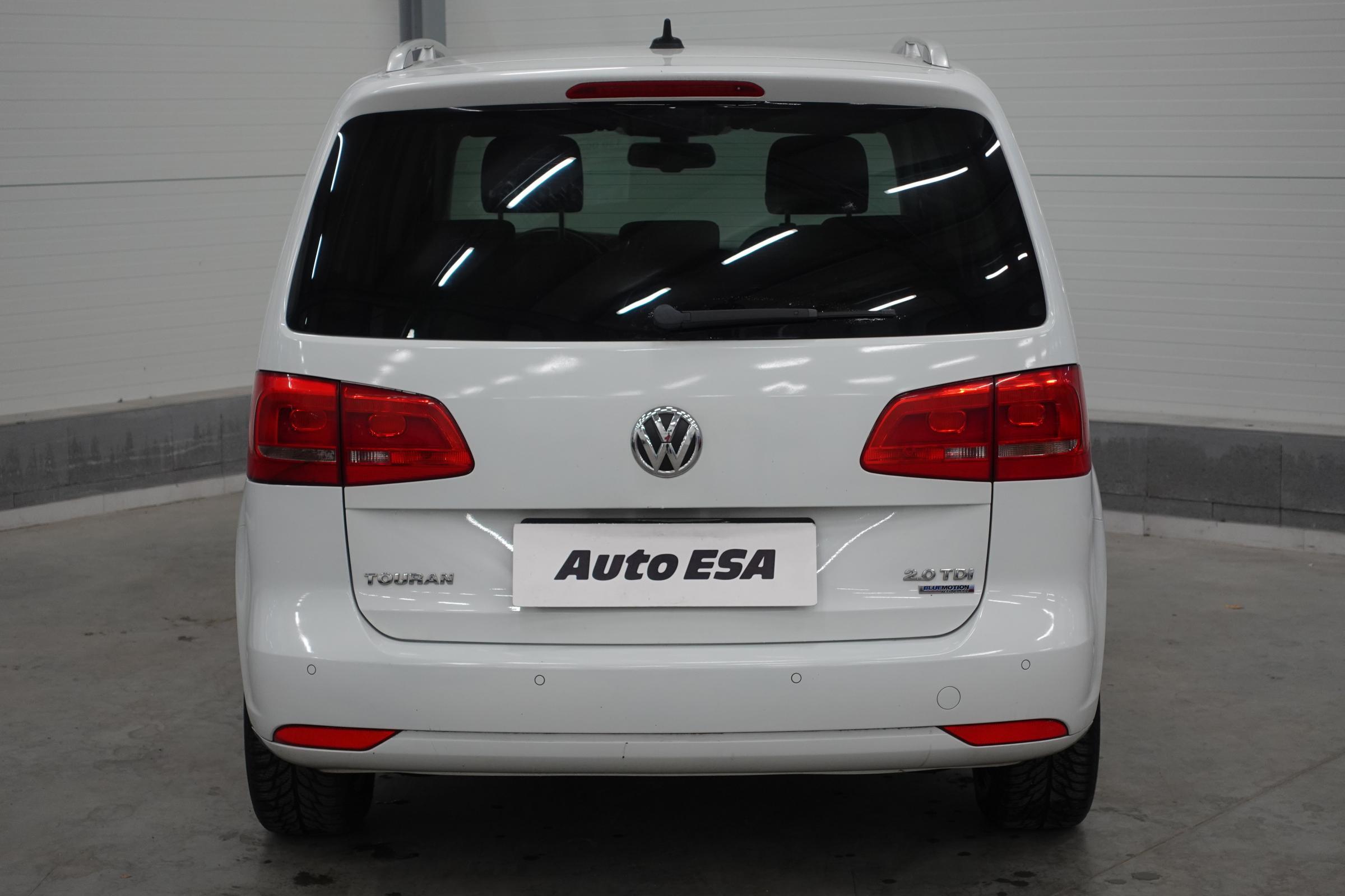 Volkswagen Touran, 2013 - pohled č. 5