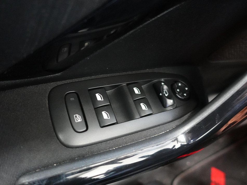 Peugeot 208 1.2 PT TechEdition