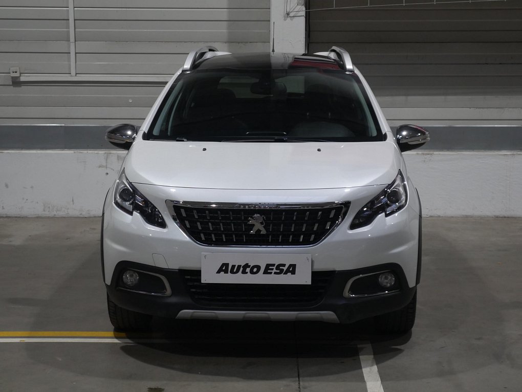 Peugeot 2008 1.2 PT Crossway