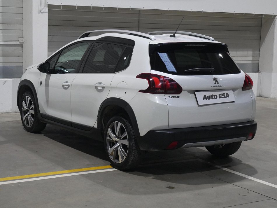 Peugeot 2008 1.2 PT Crossway