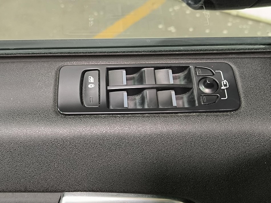 Land Rover Discovery Sport 2.0 TD4  4x4  HSE