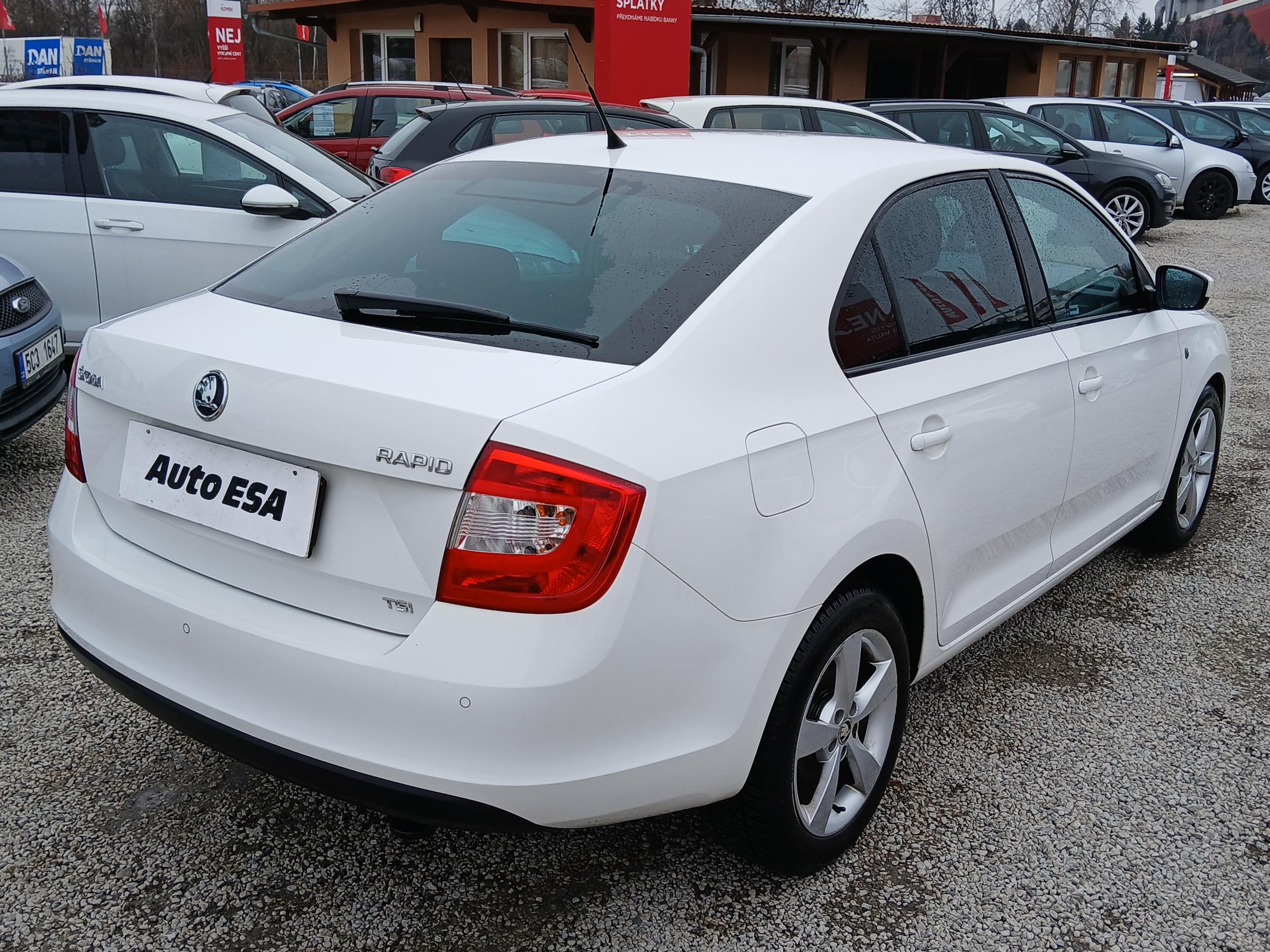 Škoda Rapid, 2013 - pohled č. 4