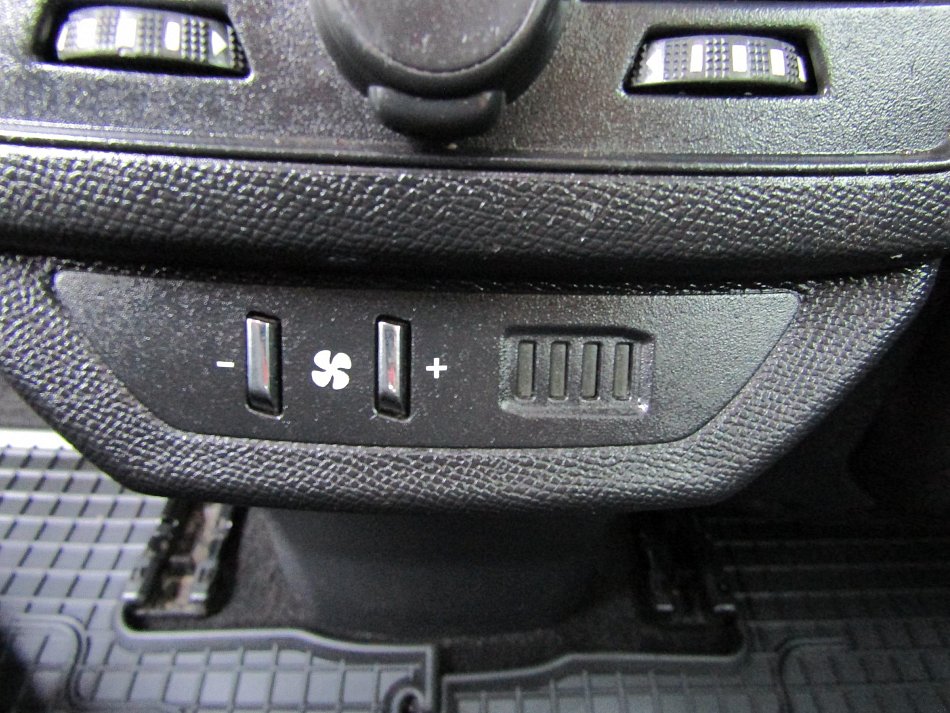 Peugeot 5008 1.6 HDi 