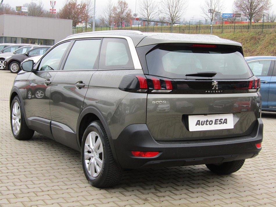 Peugeot 5008 1.6 HDi 