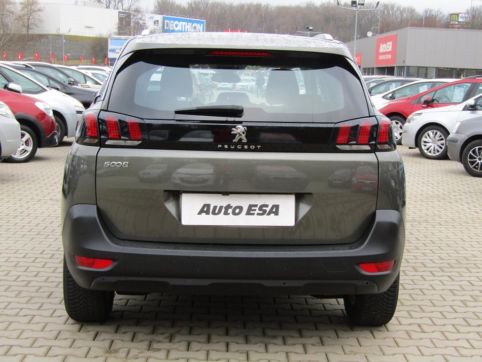 Peugeot 5008 1.6 HDi 