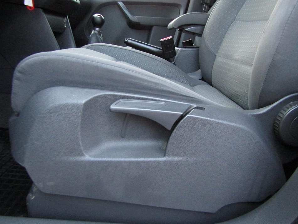 Volkswagen Touran 1.9 TDi 