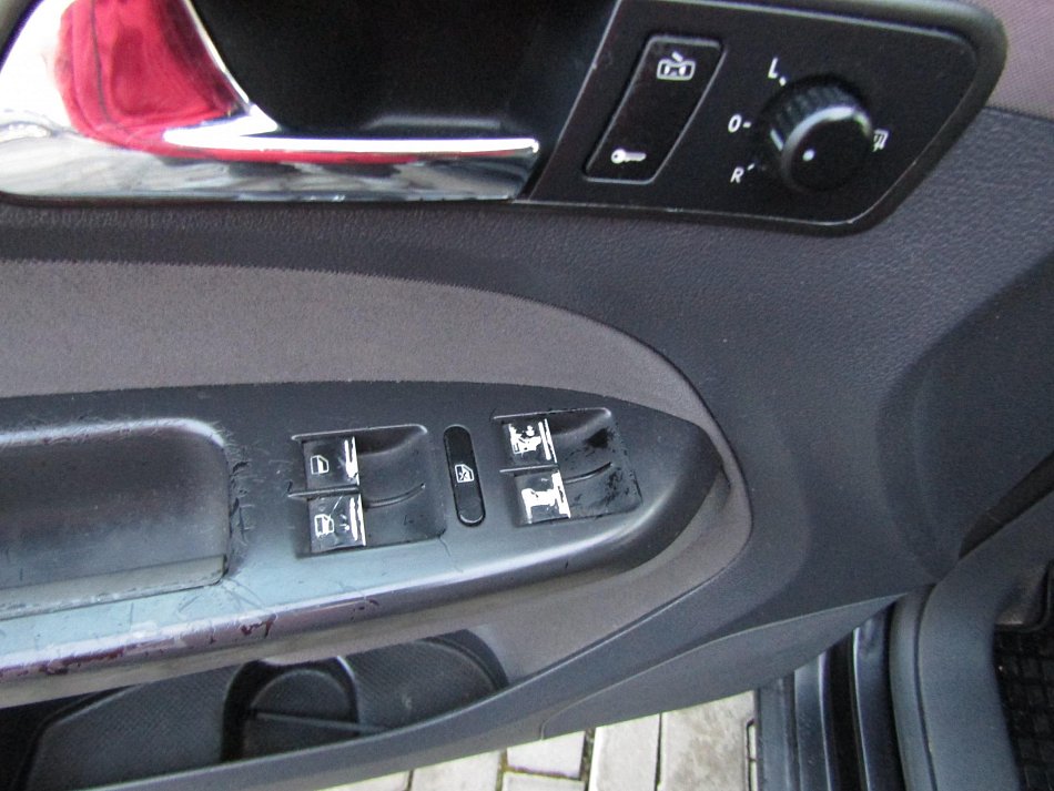 Volkswagen Touran 1.9 TDi 