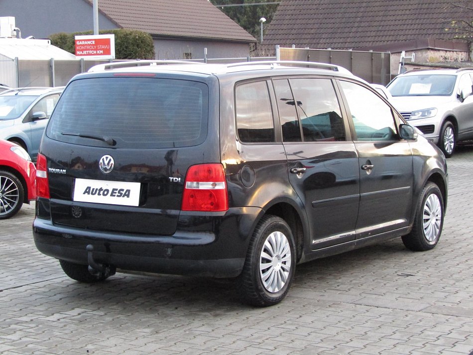 Volkswagen Touran 1.9 TDi 