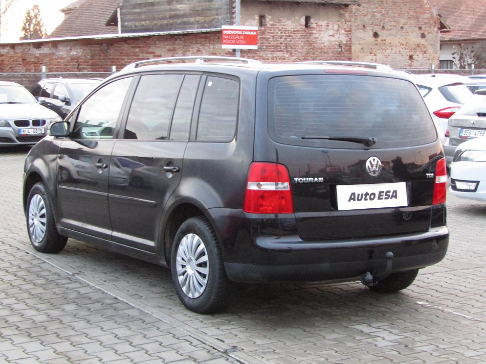 Volkswagen Touran 1.9 TDi 