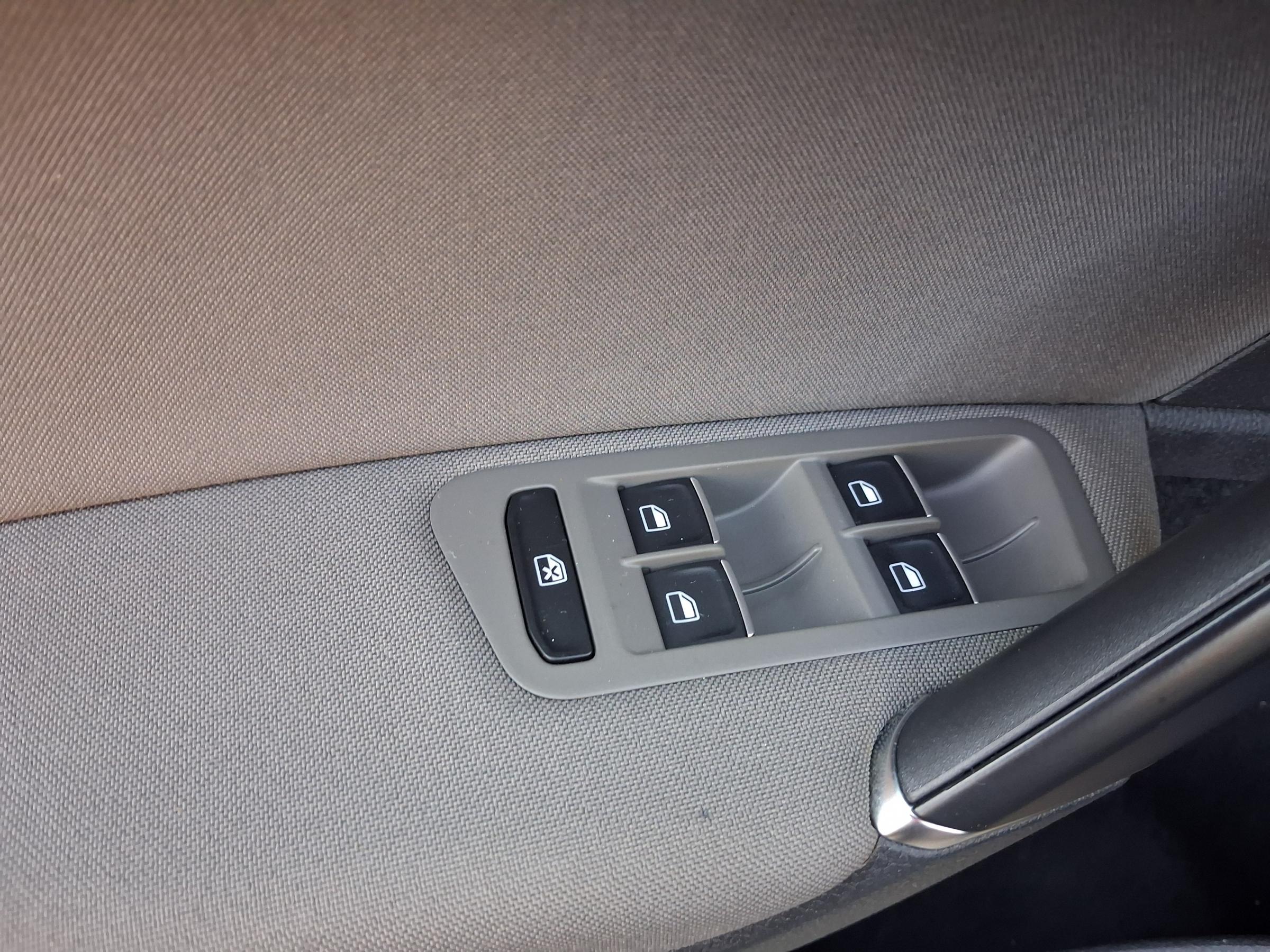 Volkswagen Golf, 2014 - pohled č. 12