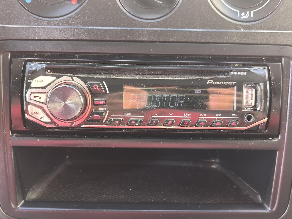 Volkswagen Caddy 1.6TDi  MAXi