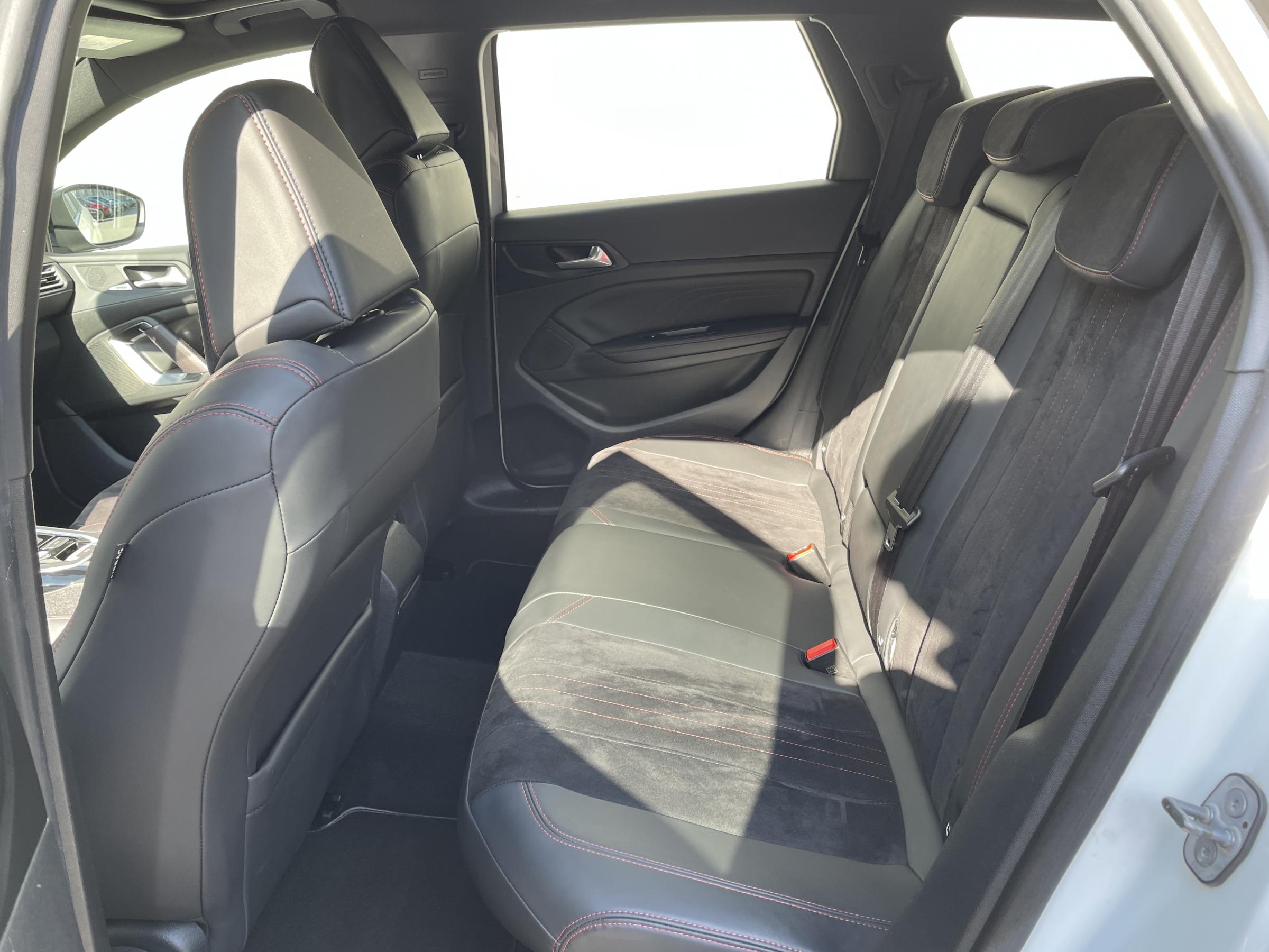 Peugeot 308, 2017 - pohled č. 10