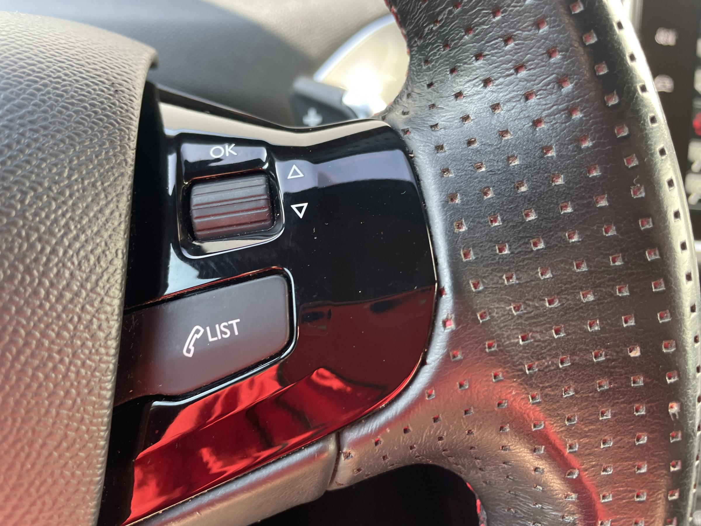 Peugeot 308, 2017 - pohled č. 17