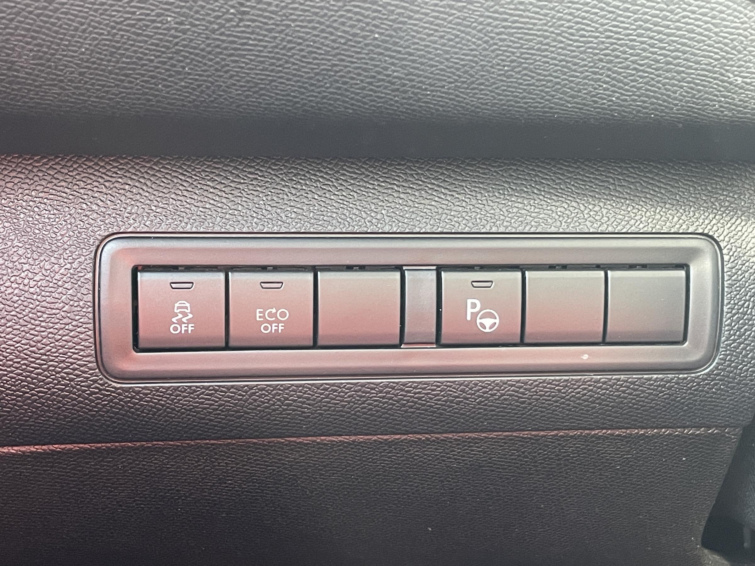 Peugeot 308, 2017 - pohled č. 21