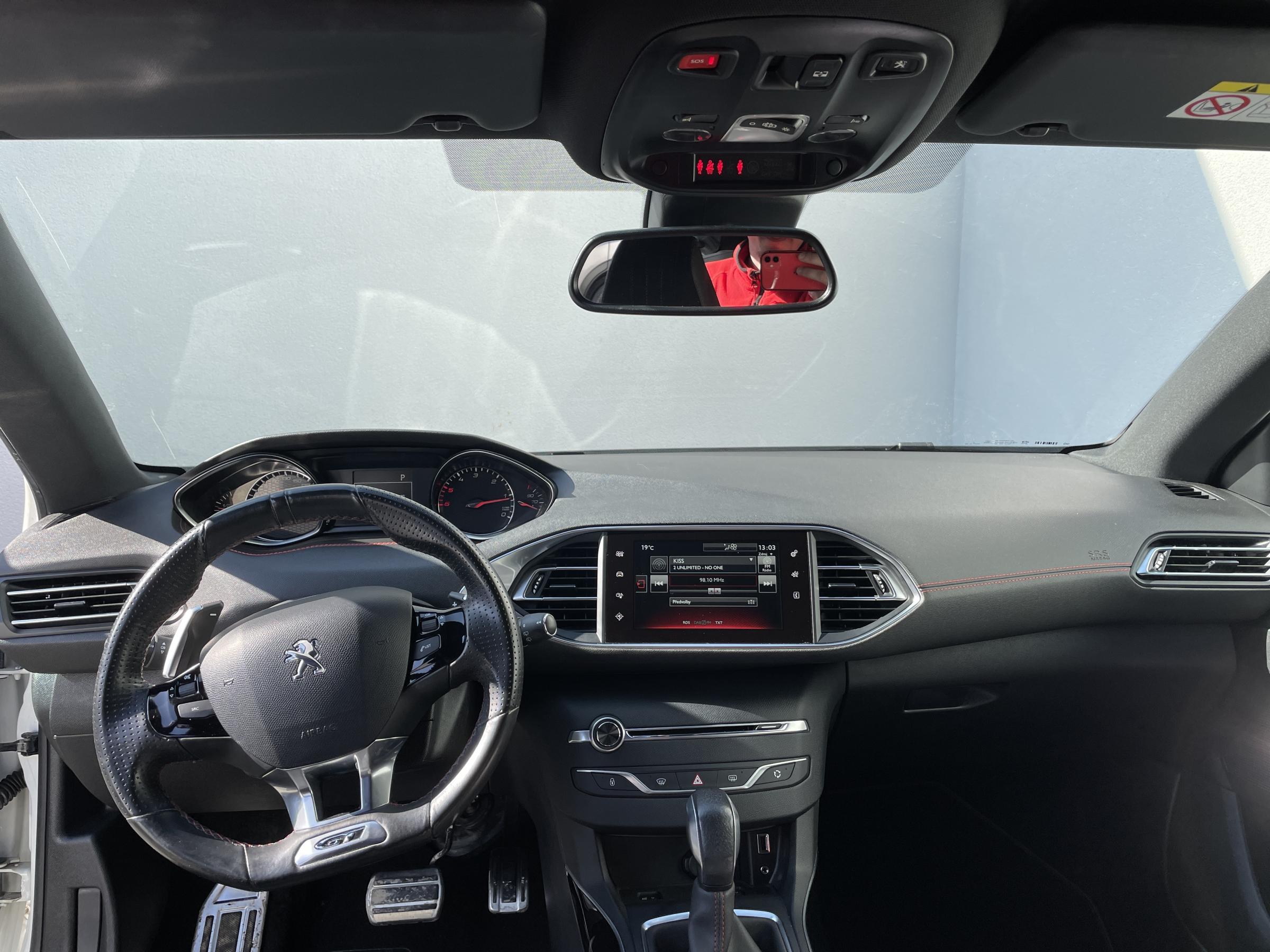 Peugeot 308, 2017 - pohled č. 8