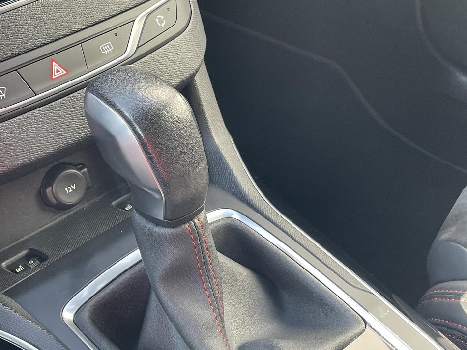 Peugeot 308 2.0 HDi GT