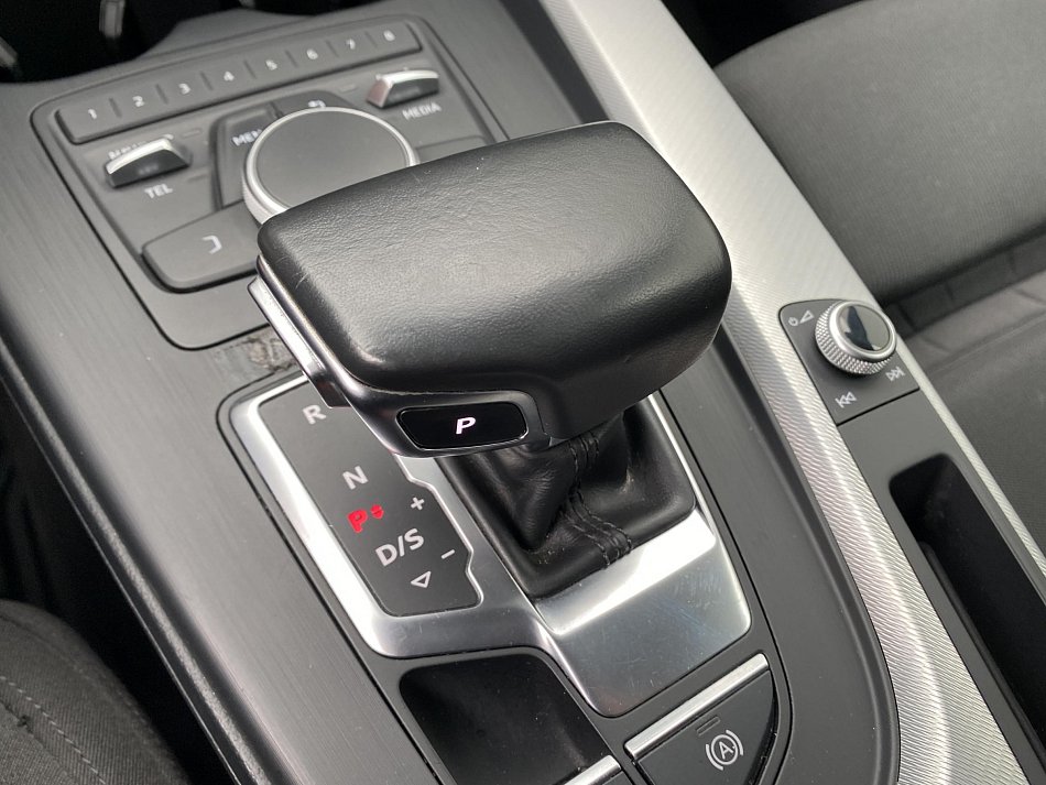 Audi A4 2.0 TDi  quattro