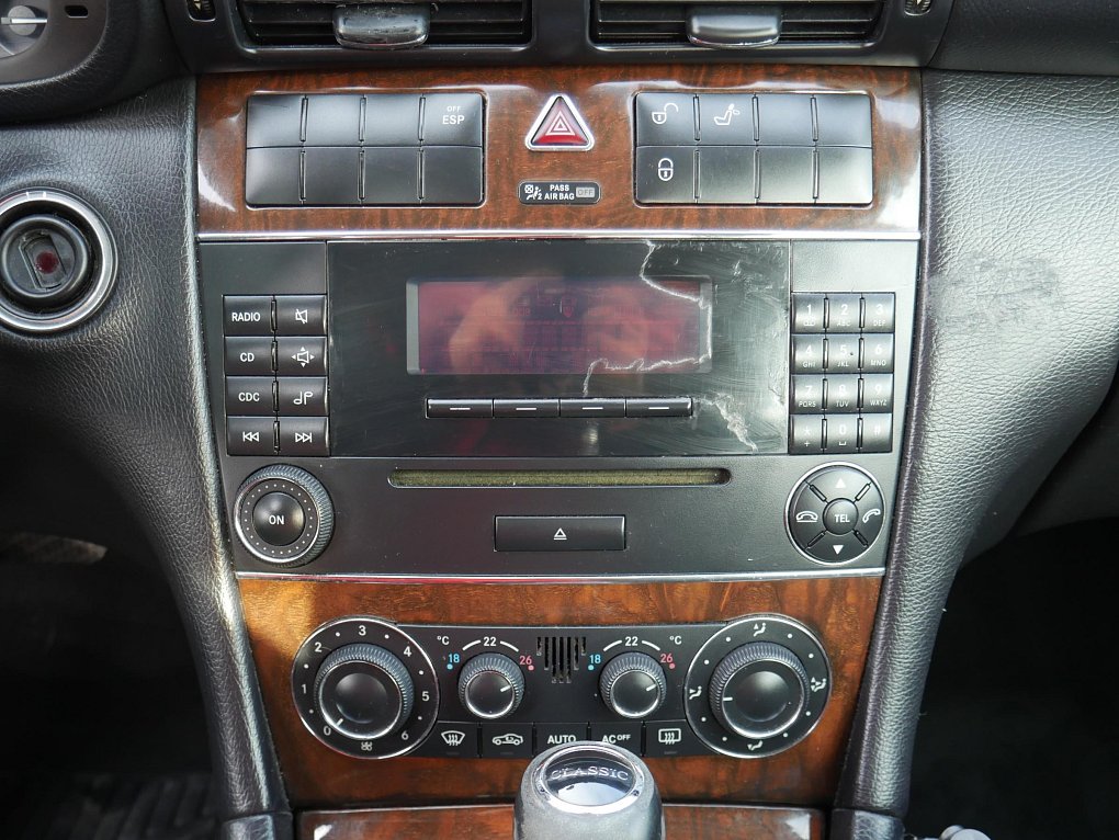 Mercedes-Benz Třída C 2.2 CDi  C220