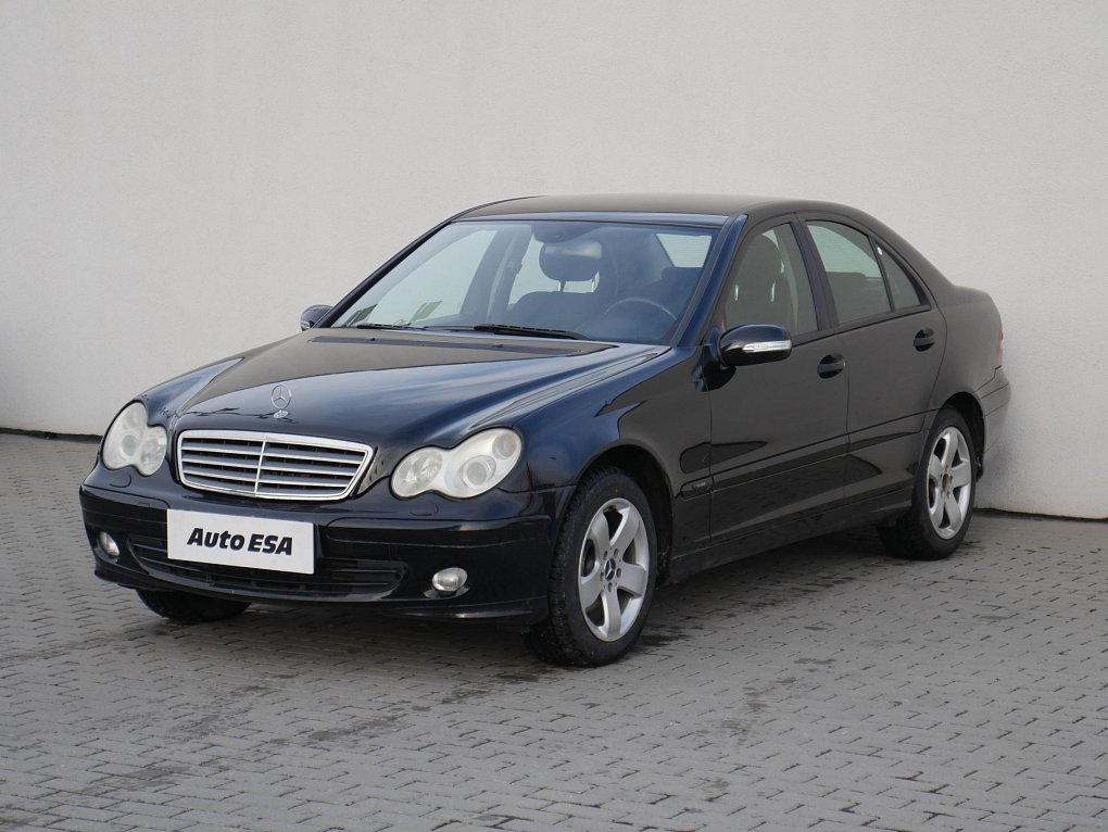 Mercedes-Benz Třída C 2.2 CDi  C220