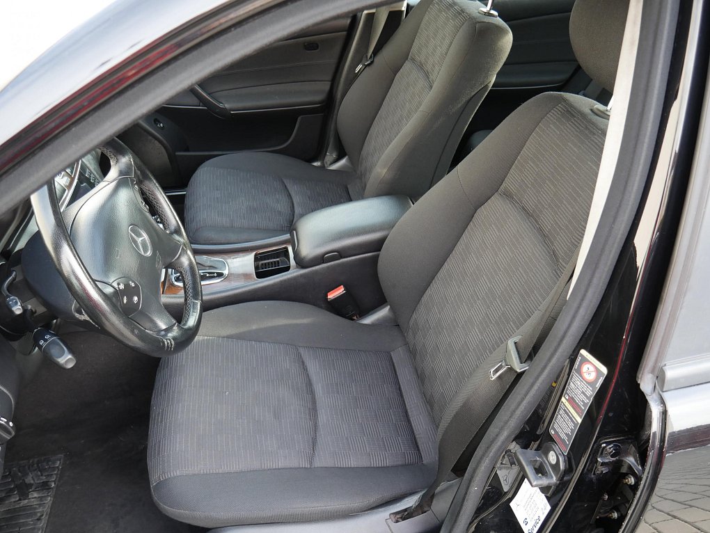 Mercedes-Benz Třída C 2.2 CDi  C220