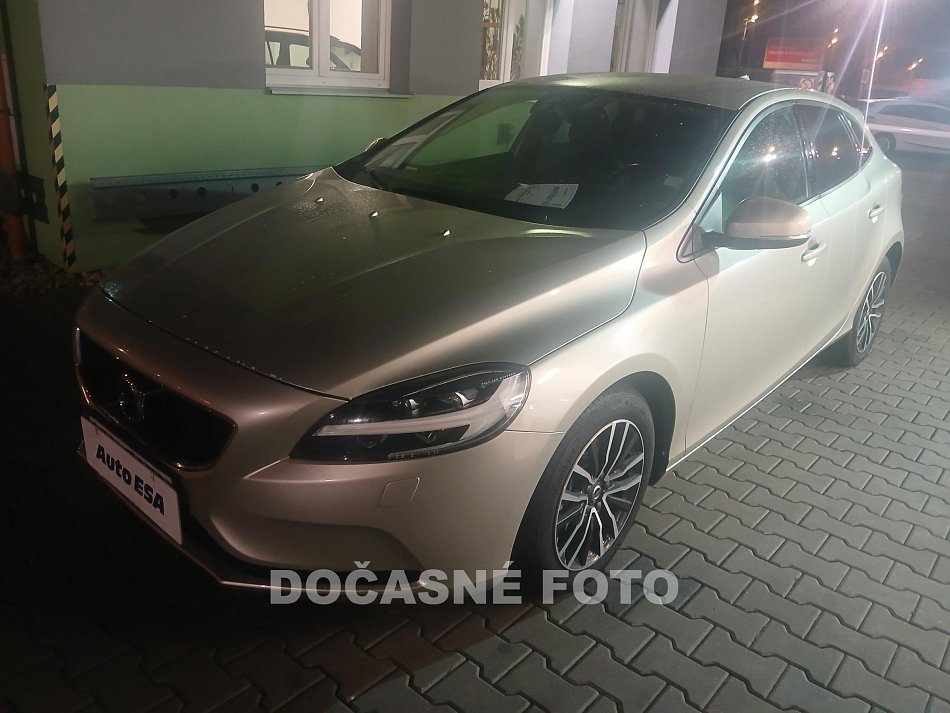Volvo V40 2.0 D4 