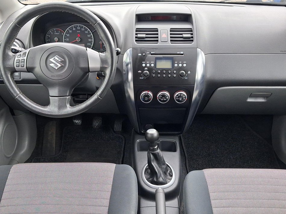 Suzuki SX4 1.6i 