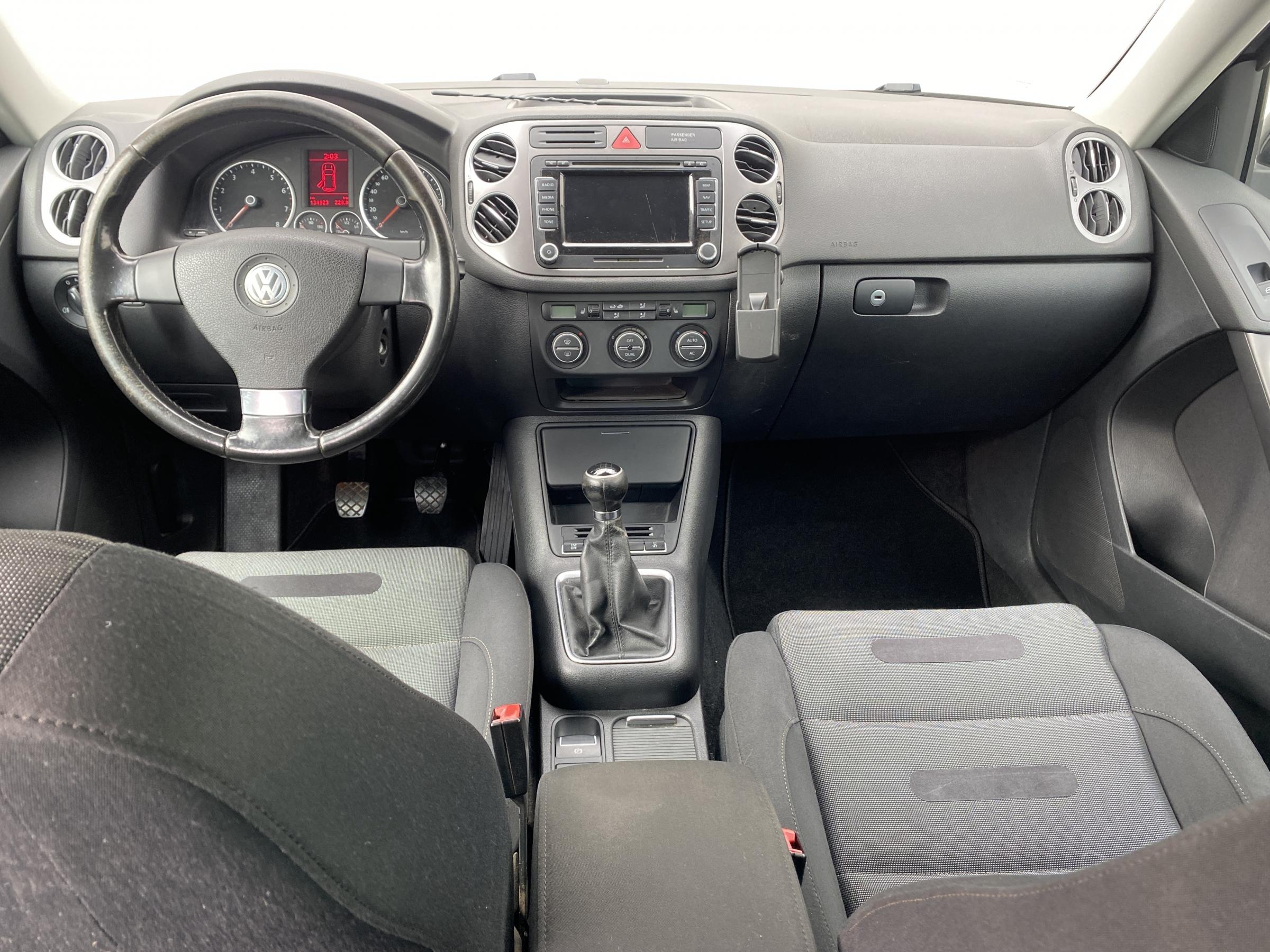 Volkswagen Tiguan, 2009 - pohled č. 8