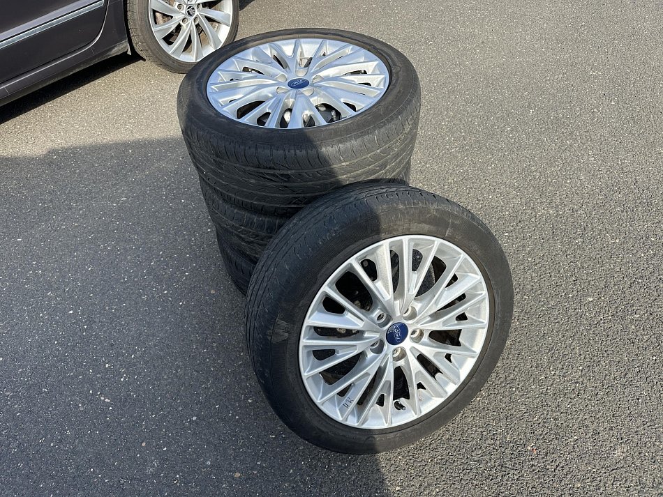 Ford Grand C-MAX 1.5 TDCi 