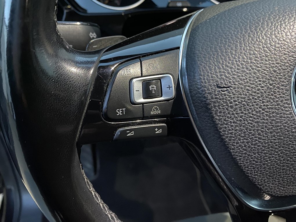 Volkswagen Touran 1.6TDi  7 míst