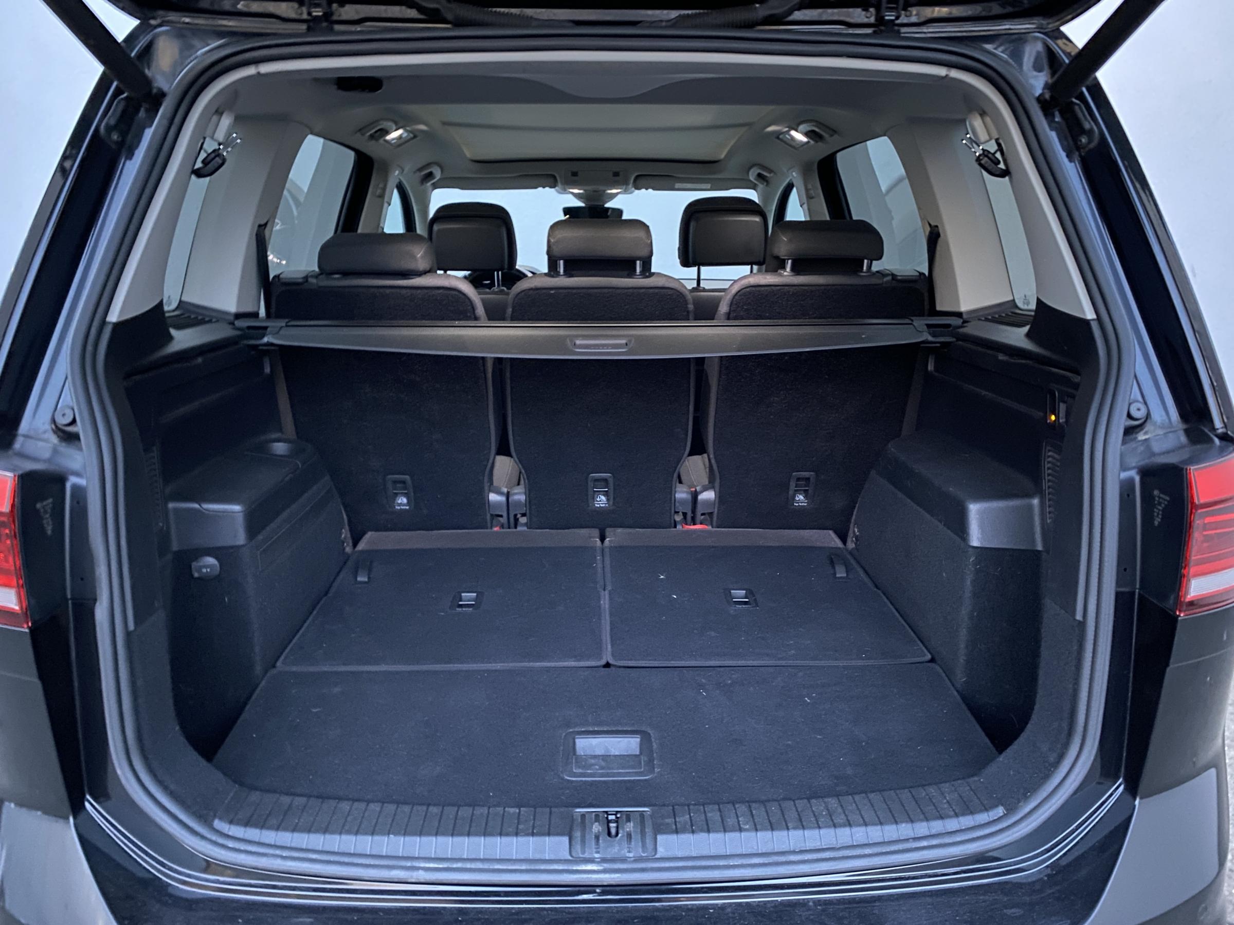 Volkswagen Touran, 2018 - pohled č. 7