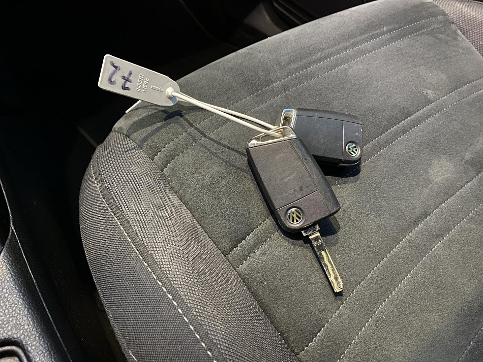 Volkswagen Touran 1.6TDi  7 míst