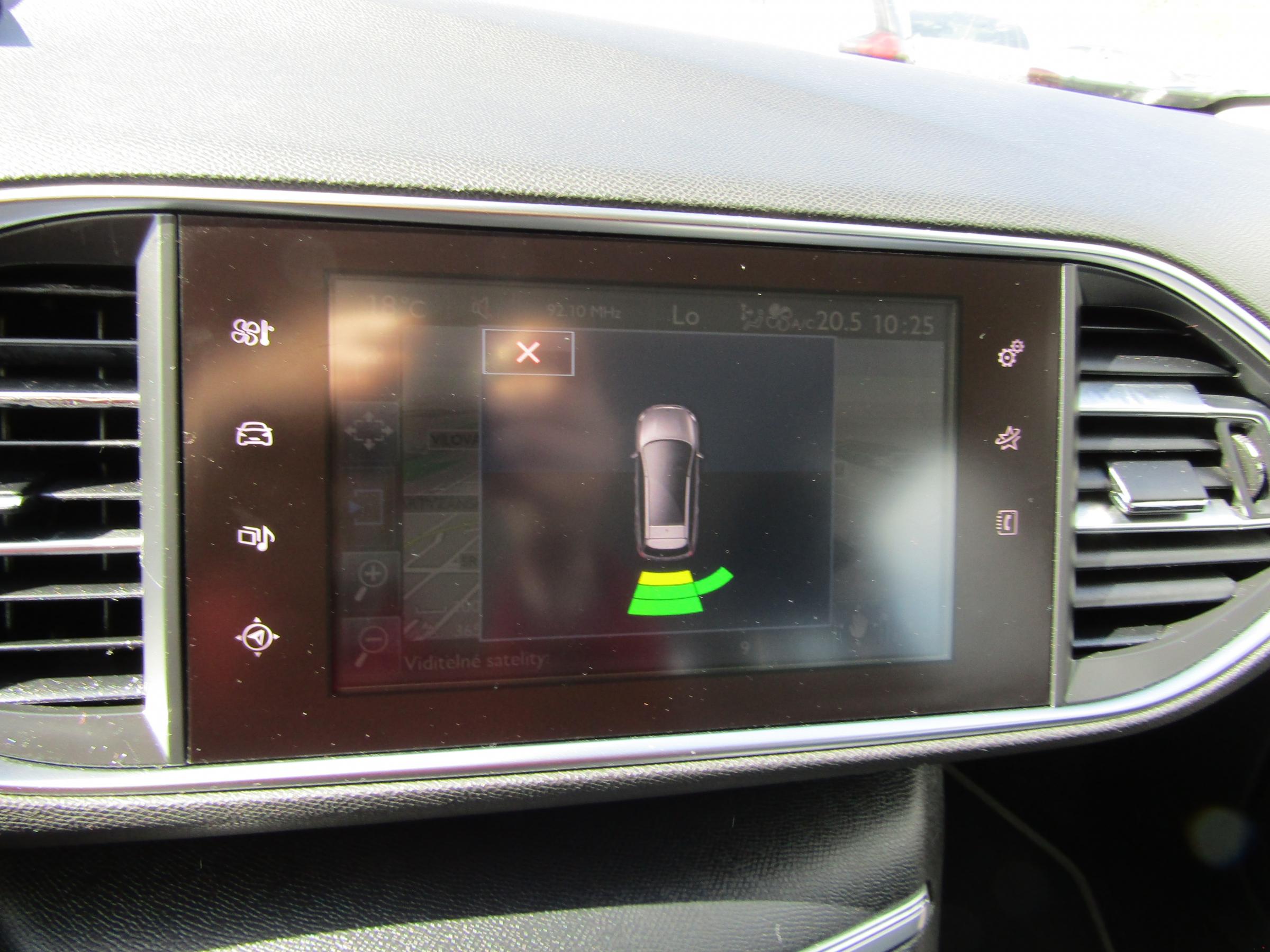 Peugeot 308, 2016 - pohled č. 15