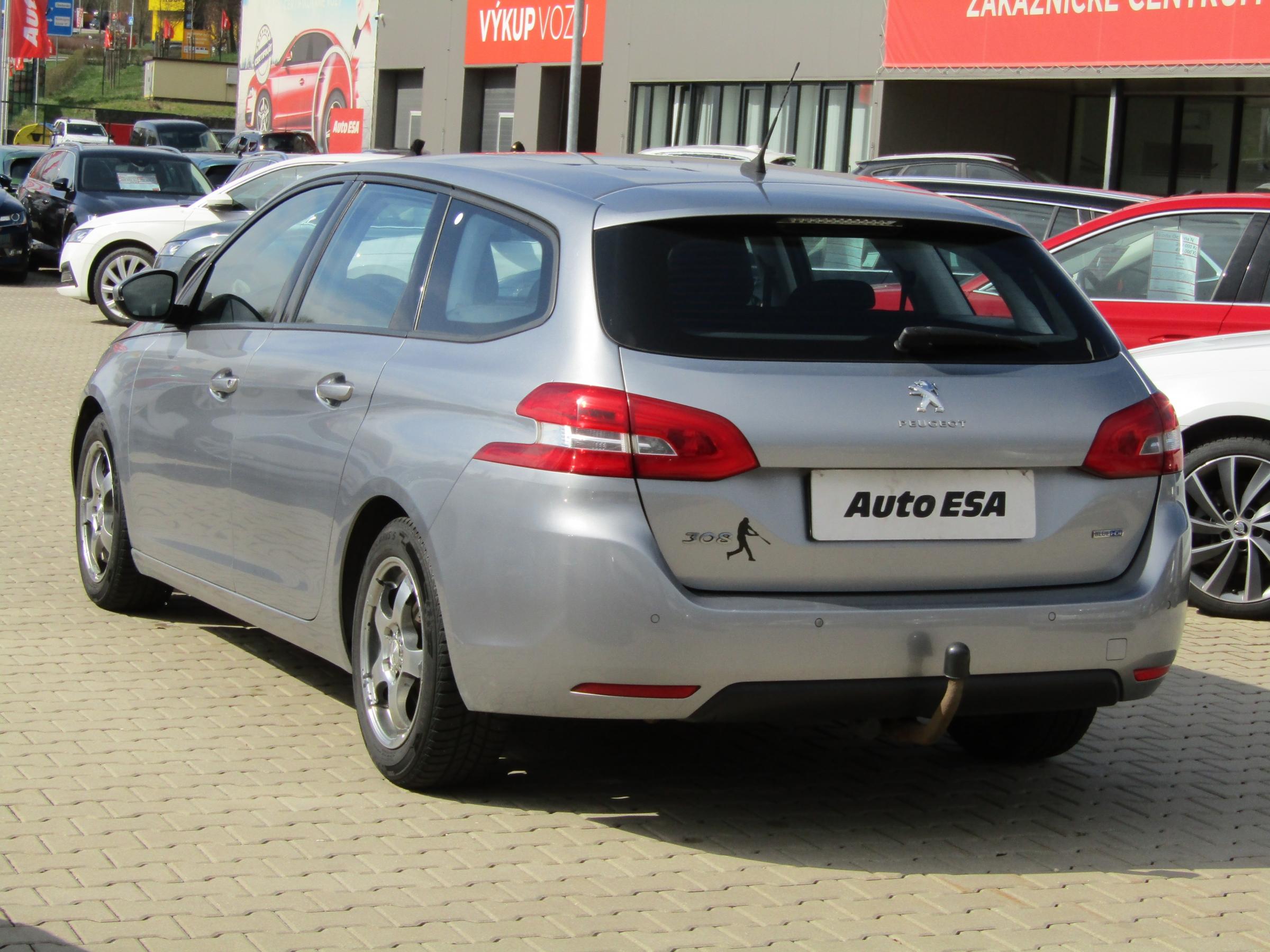 Peugeot 308, 2016 - pohled č. 4