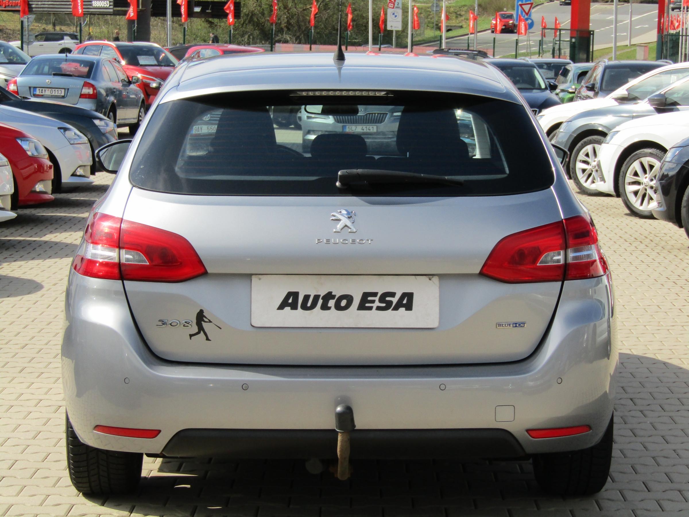 Peugeot 308, 2016 - pohled č. 5